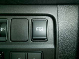 ドライブモードセレクターが装備されています♪SPORT、ECO、STANDARDの3種類のドライブモードを設定されています