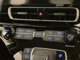 運転席の操作箇所です。ぜひ一度ご来店のうえご覧になってみてください♪
