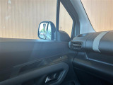 ◆全国納車可能です。納車方法及び費用につきましては、お気軽にコーディネーターまでご相談ください。遠方のご納車の際も我々がしっかりサポートさせて頂きます。お気軽にスタッフまでご相談下さい。