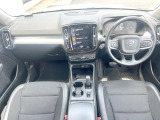 XC40 T4 モメンタム 