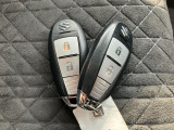 エスクードならではのメタルなスマートキーをセットでご用意。