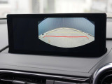 バックカメラを装備。駐車場などでの取り回しもスムーズに行っていただけます。