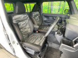 運転席シート廻りは使用感も少なく、良好な状態となっています。丁寧に使われていたことがよくわかりますね。