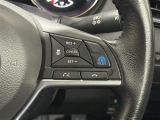 【プロパイロット】日産イチオシの運転支援システムです。全車速域追従式クルーズコントロールやレーンキープで長距離運転をアシストしてくれます。