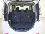 トランクは普段使いでご利用になる場合はしっかり荷物を積載することが可能です。