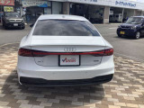 新車・中古車・サービス・カーケア・タイヤから保険までここに来れば車に関することはすべて相談できるお店です。
