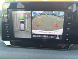 アラウンドビューモニターは車庫入れの強い味方となってくれます。上から車を見下ろすように視ることで、駐車場枠内にビシッと真っ直ぐ停めれます!☆一度使ったらわかって頂けます☆