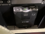 【ETC】高速道路の料金所をストレスなく通過!話題のスポットやサービスエリアに多い「スマートIC」利用時は必須のアイテムです。当店でセットアップを実施、ご納車当日からすぐにご利用いただけます!