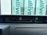 【スピードメーター】メーターがシンプルで見やすく運転しやすいですね。