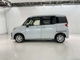 両側パワースライドドア付きだから、狭い駐車スペースなどでの 乗り降りラクラク!小さなお子さまのいるご家庭には嬉しい装備。