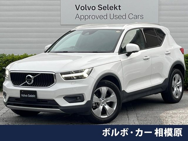 XC40 T4 モメンタム