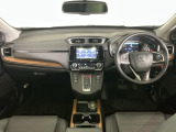 【前方視界】開放的な前方視界!運転がしやすく疲れにくいです♪窓が大きく、見通しがとっても良いおクルマですよ♪