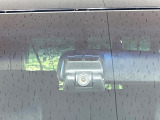 【ドライブレコーダー】ドライブレコーダー装備!走行中はもちろん、あおり運転や事故に遭遇した際、映像で記録し、万一のリスクに備えます。※記録用SDカードはお客様ご自身でご準備いただく必要があります。