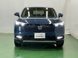 LEDヘッドライトを装備しています。LEDヘッドライトはとても明るく、雨の日や夜間走行も安全・安心です。オートライトコントロール付きで周囲の明るさに応じて自動で点灯・消灯します