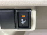 【シートヒーター】寒い日に重宝するシートヒーター!エアコンより早く温まってくれるので寒がりの人も安心ですね♪エアコンの温風は乾燥するから苦手、という方にもをおすすめです。