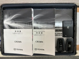 スマートキーは鍵をバッグに入れたままでもドアロックの開閉やエンジンのON・OFFができます。夜間や雨の日も鍵を探さなくて良いので便利です。