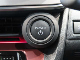スマートキー装備車なので、キーを取り出さなくてもエンジン始動が可能です。