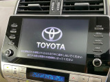【メーカー純正ナビ】インテリアに溶け込むスタイリッシュな「専用設計」メーカーナビを装備♪視認性や操作性など基本性能にも優れ、より上質なカーライフをお楽しみいただけます。