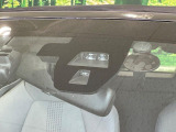 【シティブレーキアクティブシステム】低速走行中に前方の車両等を認識し、衝突しそうな時は警報とブレーキで衝突回避と被害軽減をアシスト。より安全にドライブをお楽しみいただけます。