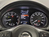 【メーターまわり】ドライバーから見やすい位置にあって安全運転に寄与します。マルチインフォメーションディスプレイでは、クルマに関する情報の確認はもちろん、各種安全機能・装備のON/OFFも設定可能。