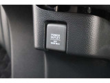 シガーソケットが付いているので、車から電源を取ることが出来ます!