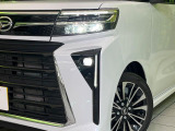 【LEDヘッドライト】悪天候や夜間走行時も良好な視界を確保し安心して運転できる高輝度LEDヘッドライトを装備!点灯速度が早く、消費電力も抑えられています。