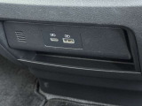 充電などに使えるUSB差込口★