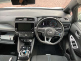 ドライバーのかたと助手席のかたが座るシートです。実際お座りいただくのが、Iいと思います。お気軽にご来店ください!