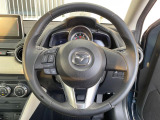 【純正革巻きステアリング】上質な革を使用することで、手にしっかり馴染みとても運転しやすいハンドルです♪