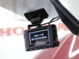 ◆ドライブレコーダー◆映像・音声などを記録する自動車用の装置です。 もしもの事故の際の記録はもちろん、旅行の際の思い出としてドライブの映像を楽しむことができます。