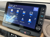 ホンダ純正ナビ付き!ラジオ、テレビ、CD、DVD、豊富な機能が充実しています。