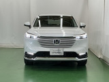 LEDヘッドライトを装備しています。LEDヘッドライトはとても明るく、雨の日や夜間走行も安全・安心です。オートライトコントロール付きで周囲の明るさに応じて自動で点灯・消灯します