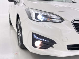 フォグランプ装着車です。暗い夜道の車両前方を明るく照らします