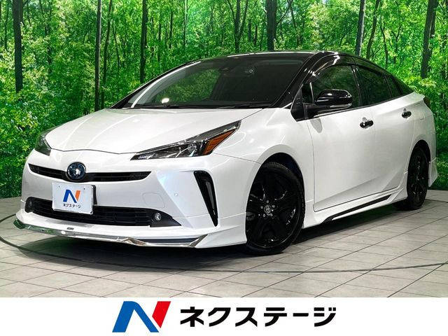 トヨタ プリウス 