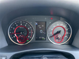 【スピードメーター】メーターがシンプルで見やすく運転しやすいですね。A