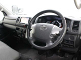 運転席廻りです。