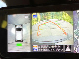 【アラウンドビューモニター】専用のカメラにより、上から見下ろしたような視点で360度クルマの周囲を確認することができます☆縦列駐車や幅寄せ時に活躍してくれます♪