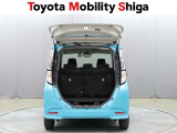 荷室スペ-スも十分な広さがあります。リヤシ-トを倒すと更に荷室スペ-スが広がります。