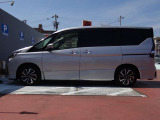 セレナ 1.2 e-POWER ハイウェイスターV 