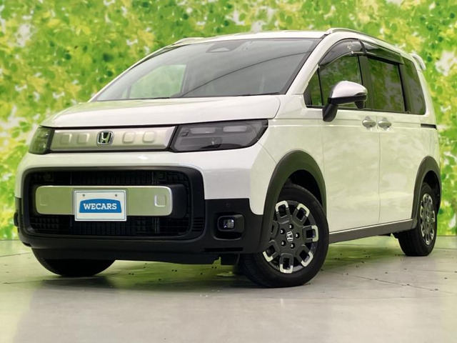 フリード 1.5 e:HEV クロスター 4WD 