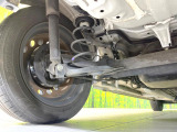 お車を安心してお乗りいただく為には、足回りの定期点検が欠かせません。サービスサポート(有償保証)では無料点検もご提供しており、安心のカーライフをお過ごしいただけるサポート体制が整っています。