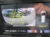 バックカメラのお写真です。駐車が苦手な方でも楽に駐車が行えますね♪