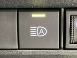 対向車がいないとき、見通しの悪い道路は暗くて怖いですよね。。。こちらのクルマはオートマチックハイビーム搭載です!対向車の有無で自動でハイ・ロウビームに切り替えます。