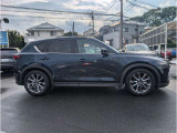 車両右側面です。