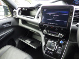セレナ 1.2 e-POWER ハイウェイスターV 修復歴無し