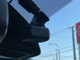 ドライブレコーダ搭載してます。万が一の時に活躍してくれます。