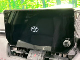 【10.5インチ ディスプレイオーディオ】大画面のディスプレイはAppleCarPlayやAndroidAutoが利用可能。大きな画面でスマホナビアプリ等が利用いただけます♪