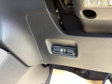 ビルトインタイプの【ETC】で見た目もスッキリ。高速道路の利用にとても便利です。