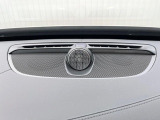 【Bowers & Wilkins】ボルボのプレミアムオーディオ。車内空間という特殊な環境に100年以上の伝統を持つイェーテボリ交響楽団の音響を再現した「コンサートモード」を搭載。