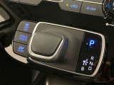 運転席の操作箇所です。ぜひ一度ご来店のうえご覧になってみてください♪